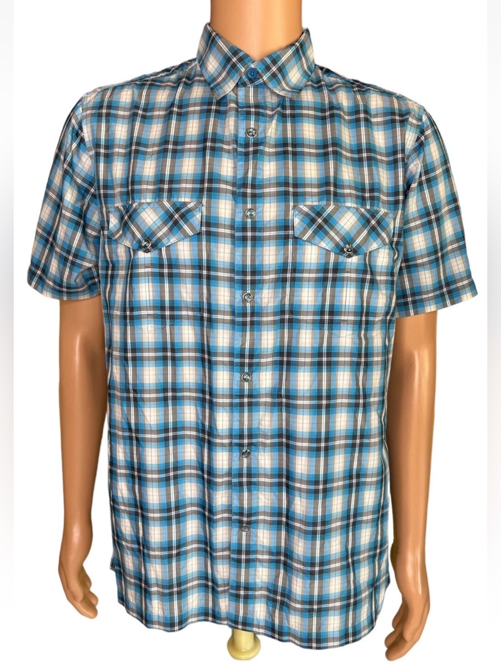Men's Kuhl IONIK Short Sleeve Pearl Snap Shirt Plaid Size Medium Blue